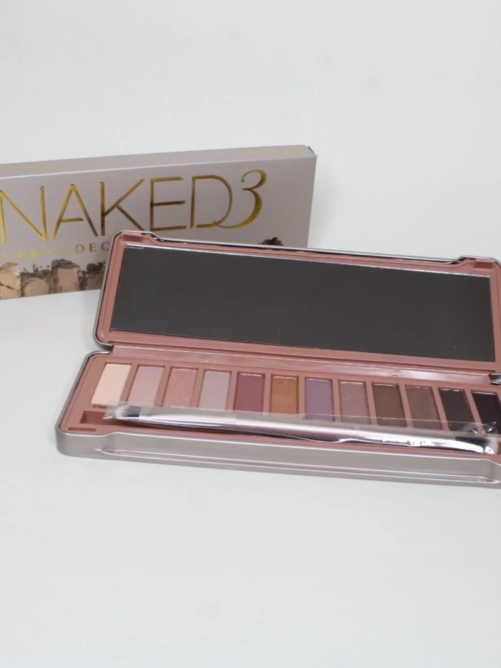 Urban Decay Naked 3 Eyeshadow Palette 12 Color NIB